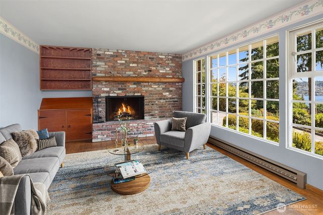 7921 E Mercer Way, Mercer Island, WA 98040