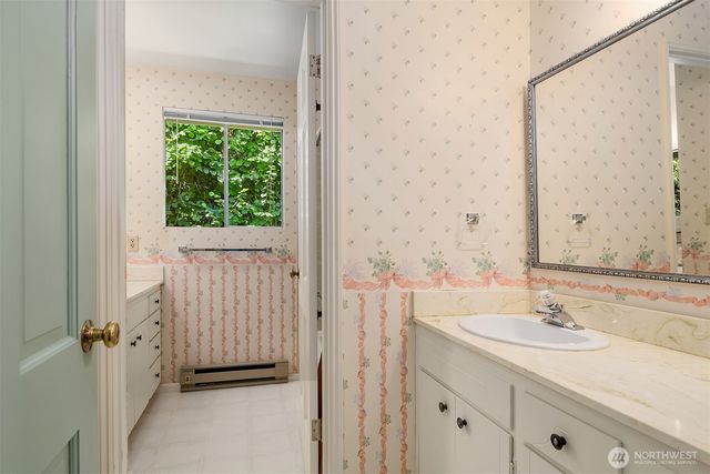 7921 E Mercer Way, Mercer Island, WA 98040