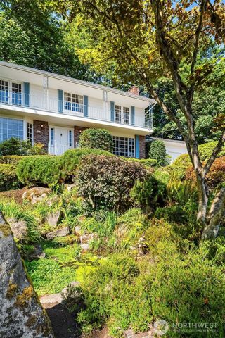 7921 E Mercer Way, Mercer Island, WA 98040