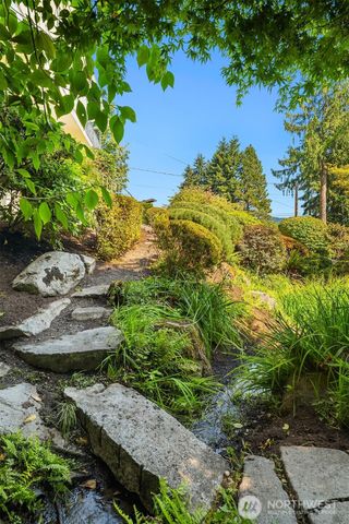 7921 E Mercer Way, Mercer Island, WA 98040