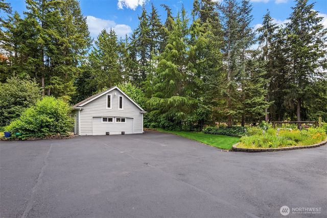 9821 344th Street S, Roy, WA 98580