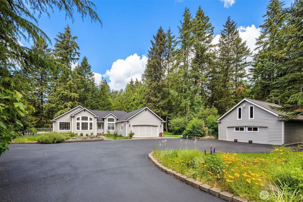 9821 344th Street S, Roy, WA 98580