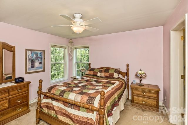 11 Dusty Lane, Leicester, NC 28748