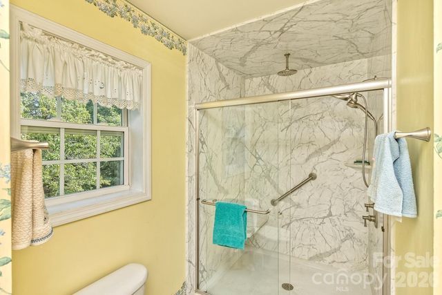 11 Dusty Lane, Leicester, NC 28748