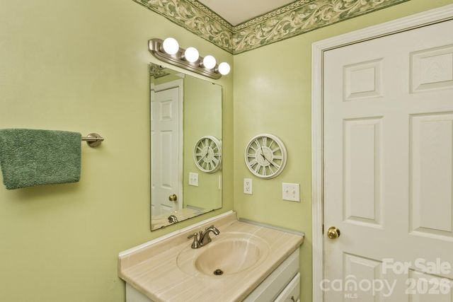 11 Dusty Lane, Leicester, NC 28748
