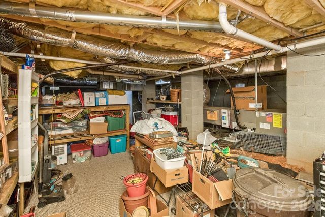 11 Dusty Lane, Leicester, NC 28748