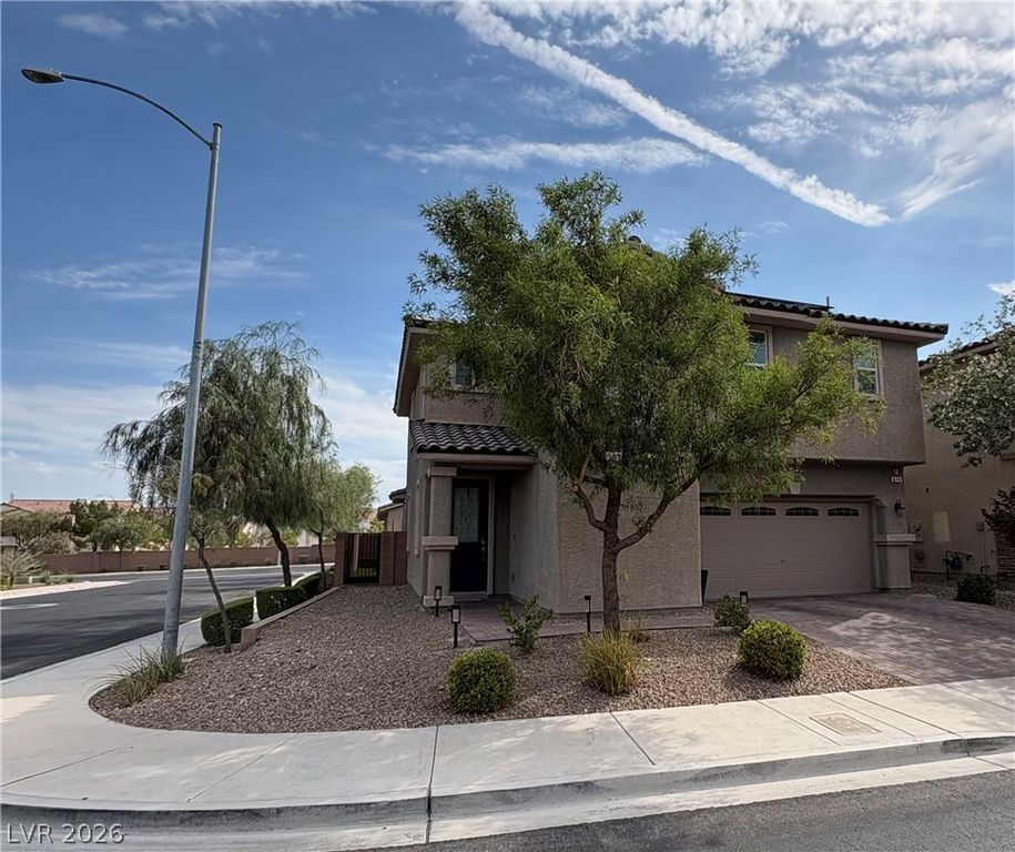 674 Tremaine Court, Henderson, NV 89052 — photo 2