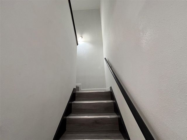 8299 Cambridge Street 2002, Houston, TX 77054