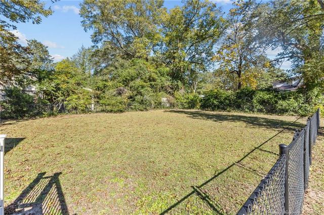 502 N Stewart Street, Raeford, NC 28376