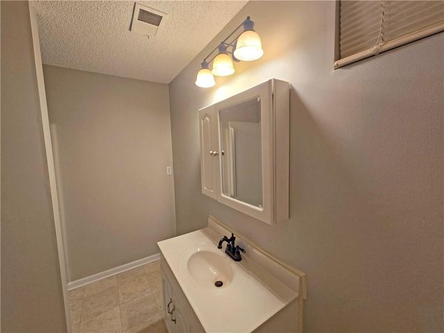 3605 SW Meyer Boulevard, Blue Springs, MO 64015