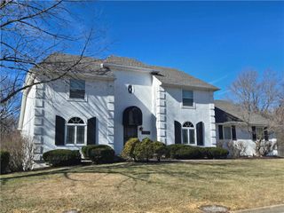 3605 SW Meyer Boulevard, Blue Springs, MO 64015