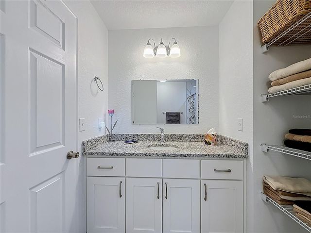 5870 SE 171ST COURT, Ocklawaha, FL 32179