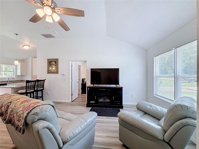 5870 SE 171ST COURT, Ocklawaha, FL 32179
