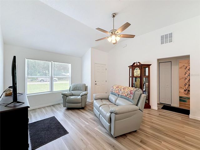 5870 SE 171ST COURT, Ocklawaha, FL 32179