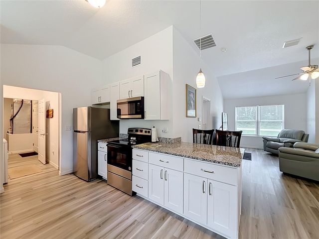 5870 SE 171ST COURT, Ocklawaha, FL 32179