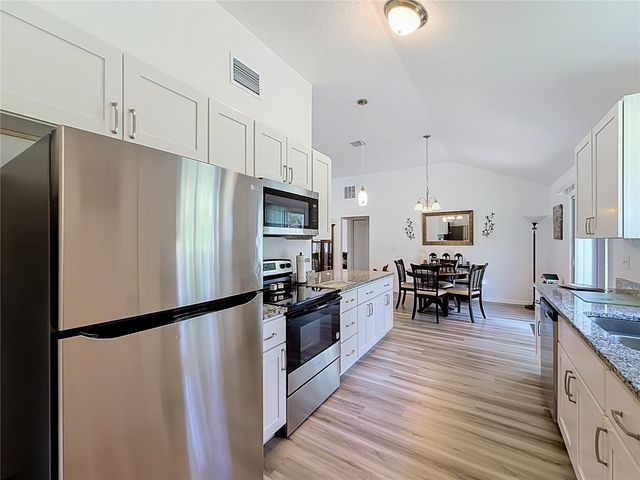 5870 SE 171ST COURT, Ocklawaha, FL 32179
