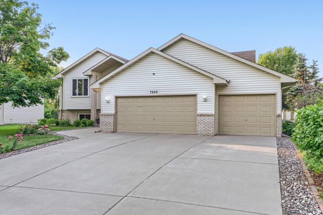 7200 89th Avenue N, Brooklyn Park, MN 55445