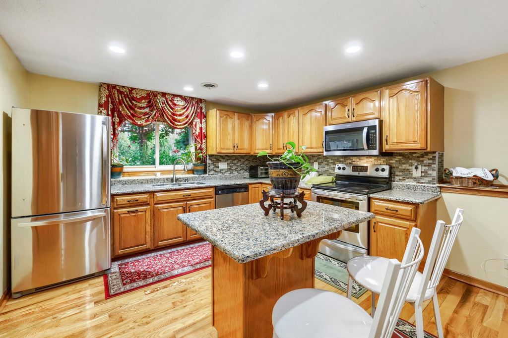 7200 89th Avenue N, Brooklyn Park, MN 55445 — photo 2