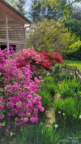 10 Haven Crest Lane, Fletcher, NC 28732