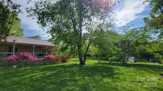 10 Haven Crest Lane, Fletcher, NC 28732