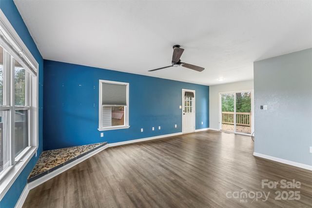 10 Haven Crest Lane, Fletcher, NC 28732