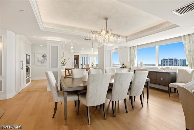 8171 Bay Colony DR 801, Naples, FL 34108