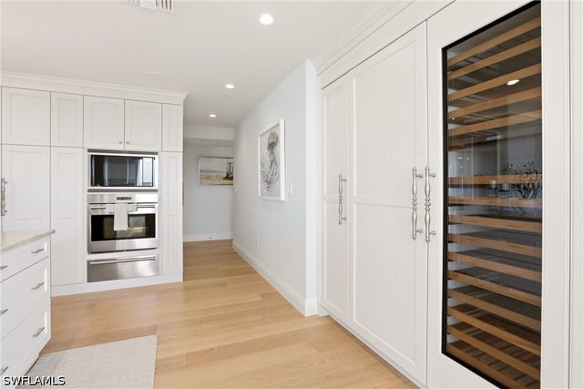 8171 Bay Colony DR 801, Naples, FL 34108