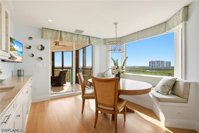 8171 Bay Colony DR 801, Naples, FL 34108