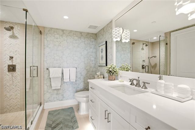 8171 Bay Colony DR 801, Naples, FL 34108