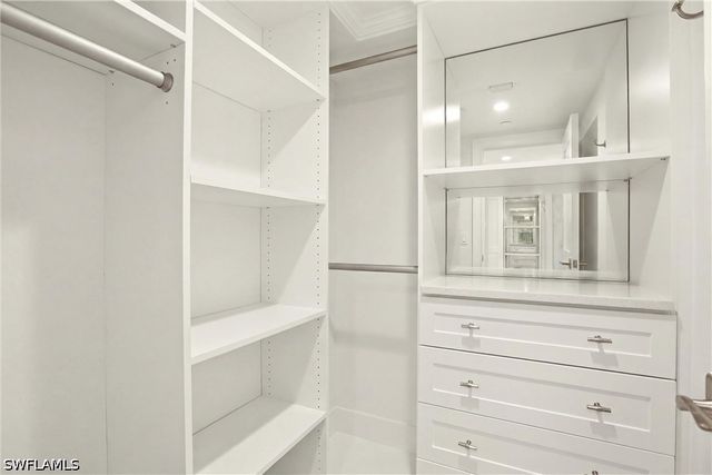 8171 Bay Colony DR 801, Naples, FL 34108