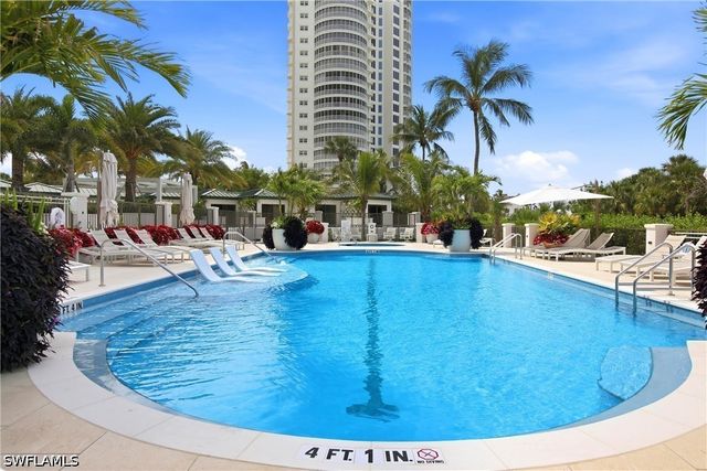 8171 Bay Colony DR 801, Naples, FL 34108