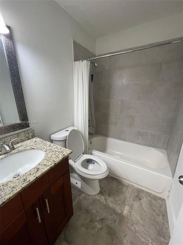 3457 NW 44th Street 104, Oakland Park, FL 33309
