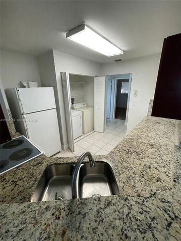 3457 NW 44th Street 104, Oakland Park, FL 33309