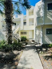 3457 NW 44th Street 104, Oakland Park, FL 33309