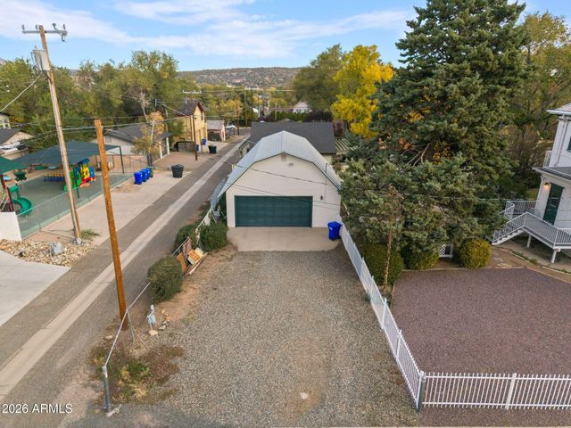 128 N MOUNT VERNON Avenue, Prescott, AZ 86301