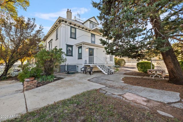 128 N MOUNT VERNON Avenue, Prescott, AZ 86301