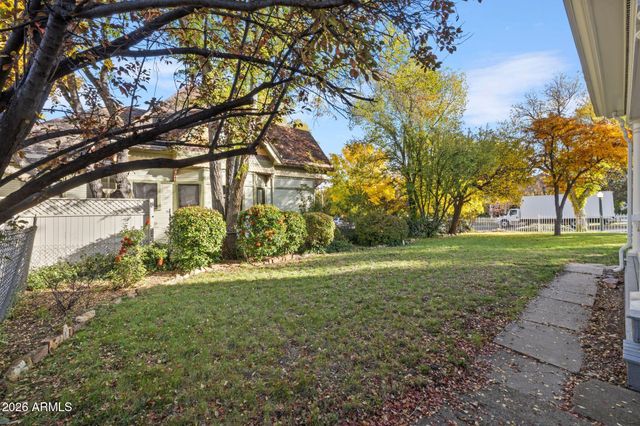 128 N MOUNT VERNON Avenue, Prescott, AZ 86301