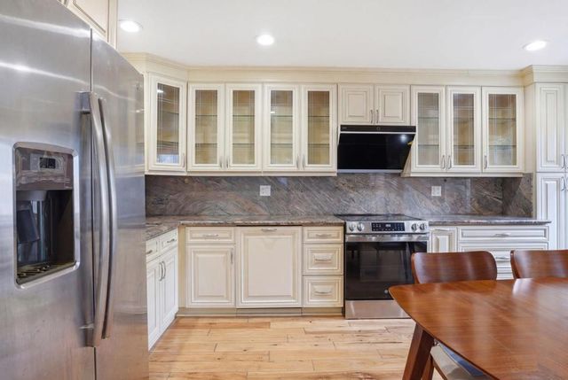 2524 Roblar Lane, Santa Clara, CA 95051
