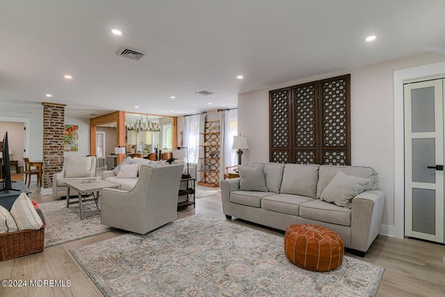 83 Broadway, Ocean Grove, NJ 07756