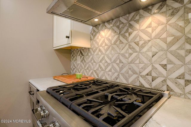 83 Broadway, Ocean Grove, NJ 07756