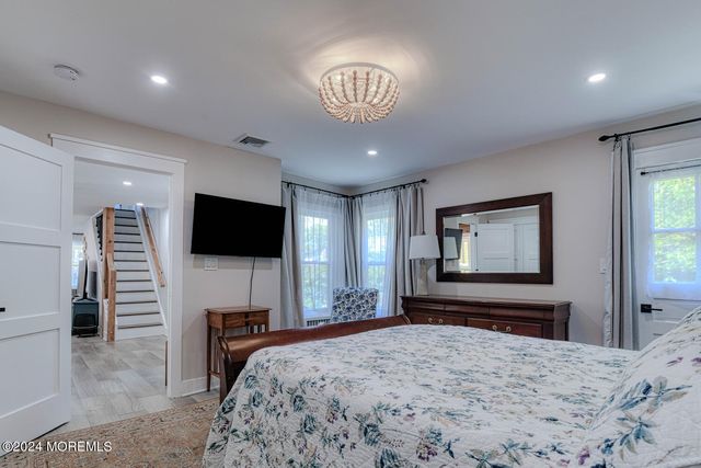 83 Broadway, Ocean Grove, NJ 07756