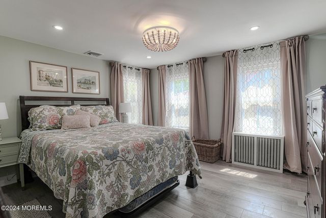 83 Broadway, Ocean Grove, NJ 07756