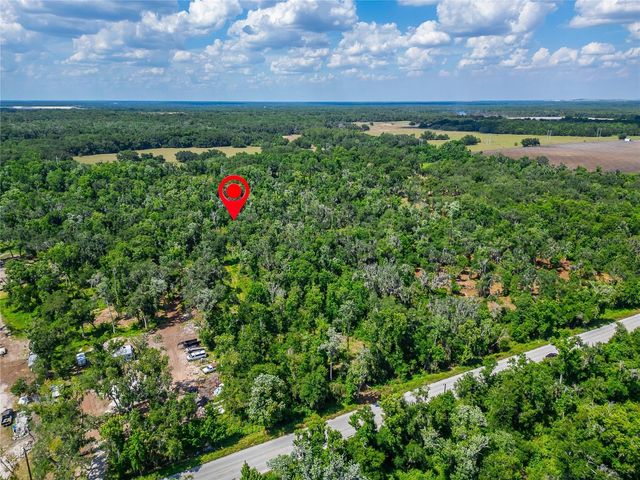 672 HIGHWAY, Lithia, FL 33547