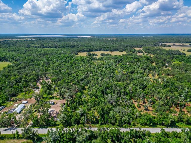 672 HIGHWAY, Lithia, FL 33547