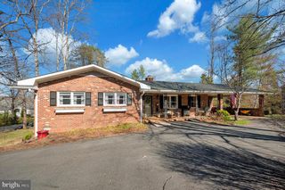 3201 LAKEVIEW PKWY, Locust Grove, VA 22508
