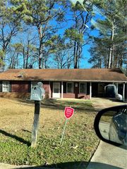 1779 Big Horn SE Court, Conyers, GA 30013