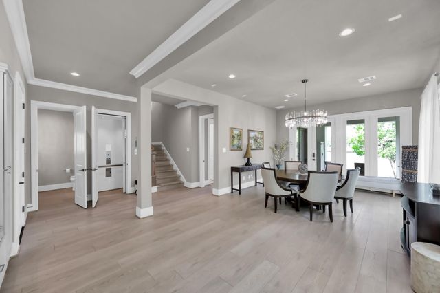 22 Lakeside Cove, The Woodlands, TX 77380