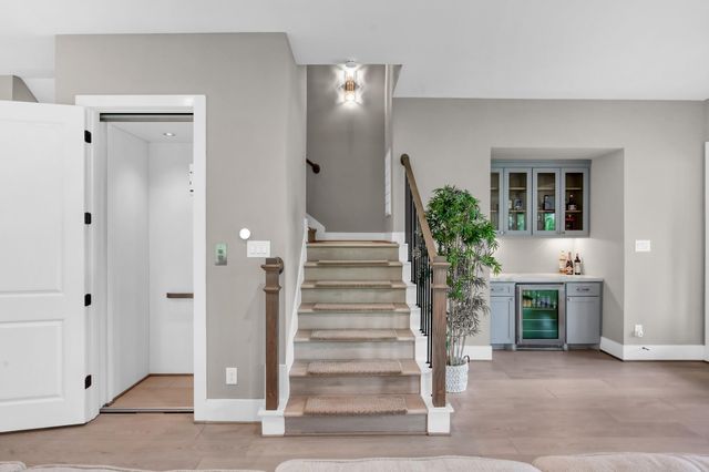 22 Lakeside Cove, The Woodlands, TX 77380
