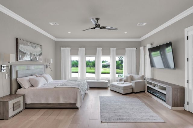 22 Lakeside Cove, The Woodlands, TX 77380