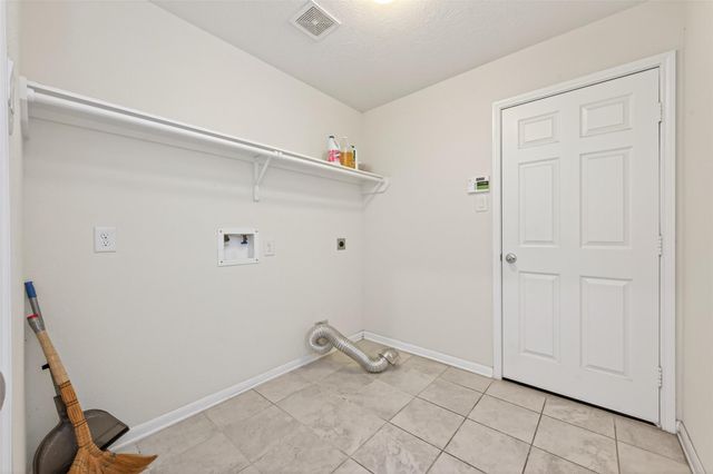 4027 Lake Cypress Circle, Houston, TX 77068
